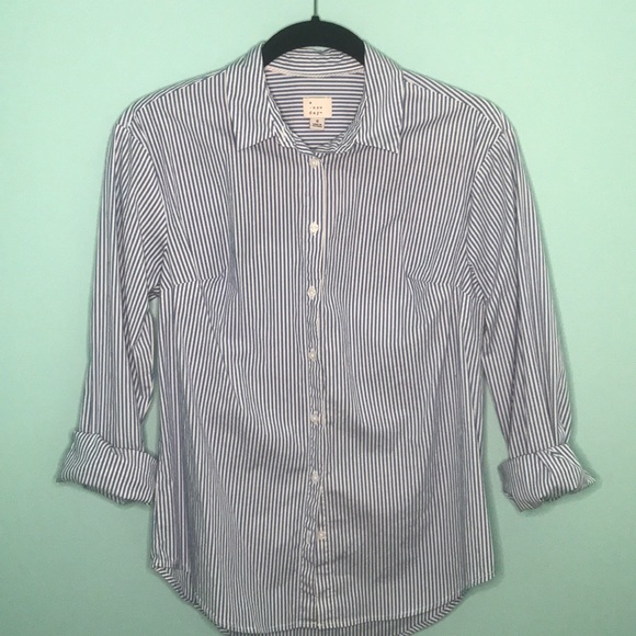 Women’s button up shirt - Picture 3 of 5